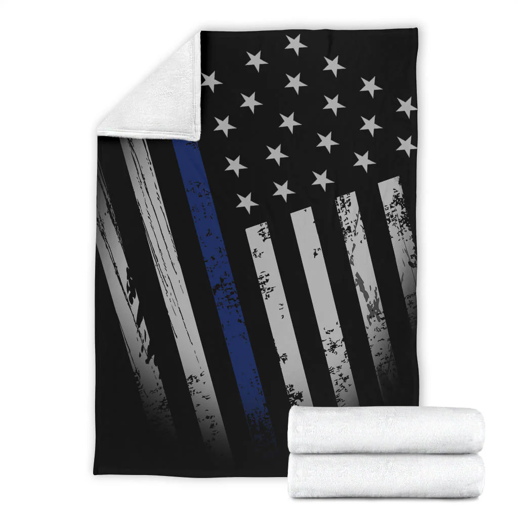 Distressed American Flag Blanket - Image 7