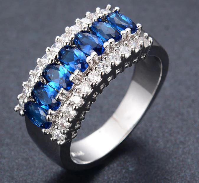 Majestic Blue Sapphire Gemstone Ring - Image 3